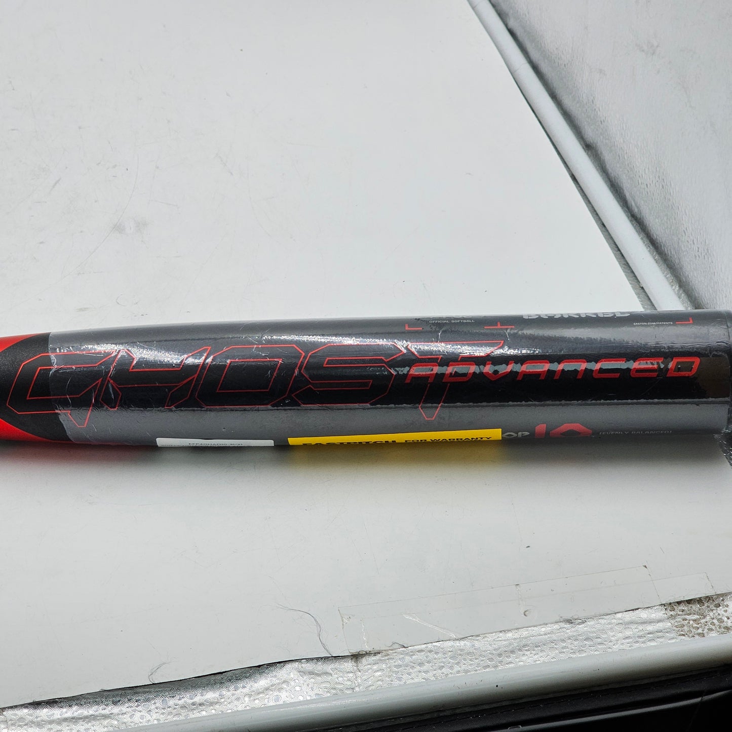 New 2025 Easton Ghost Advanced Fastpitch Softball Bat -10 31in 21oz