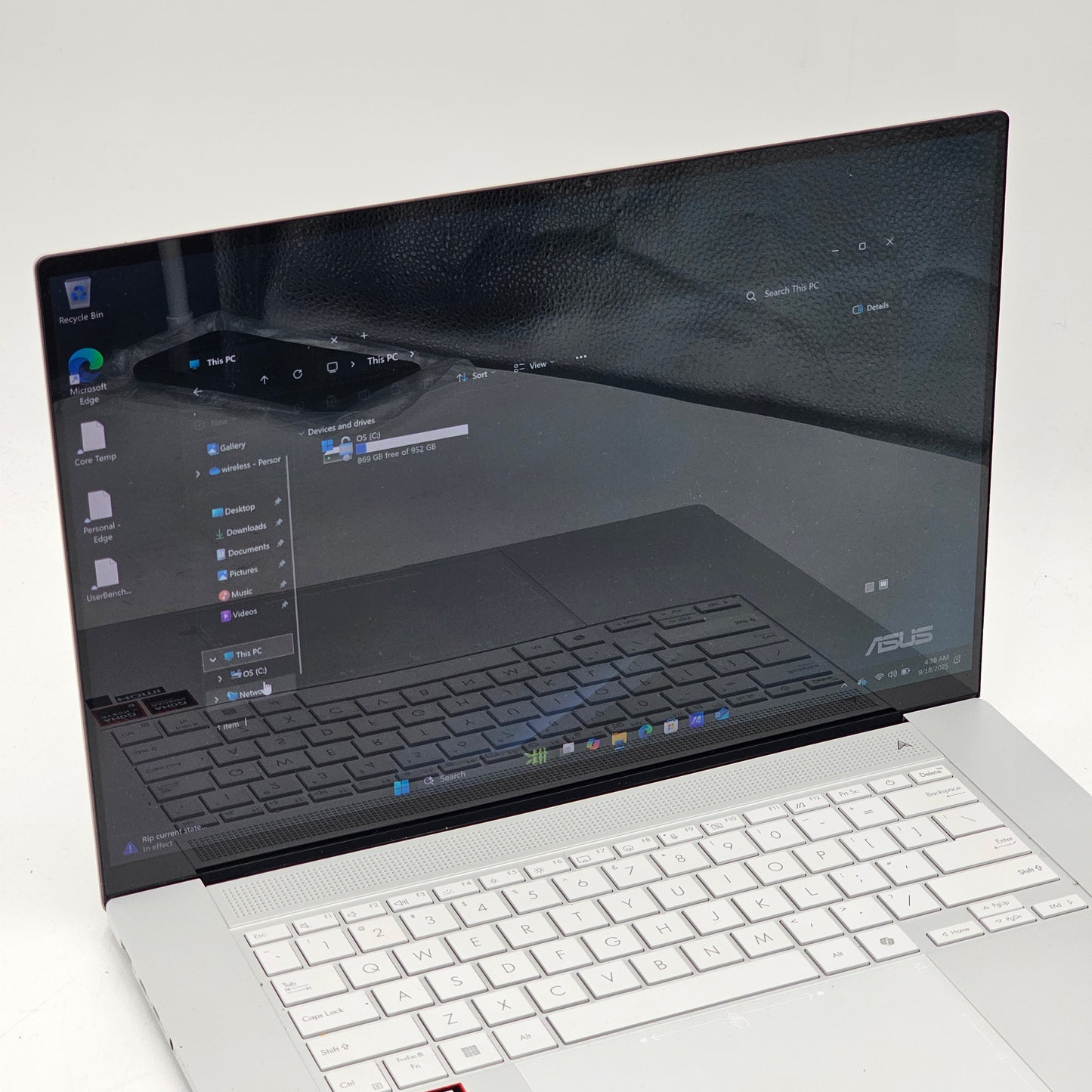 Asus Zenbook S 16 UM5606W 16" AMD AI 9 365 2.0GHz 24GB RAM 1TB SSD
