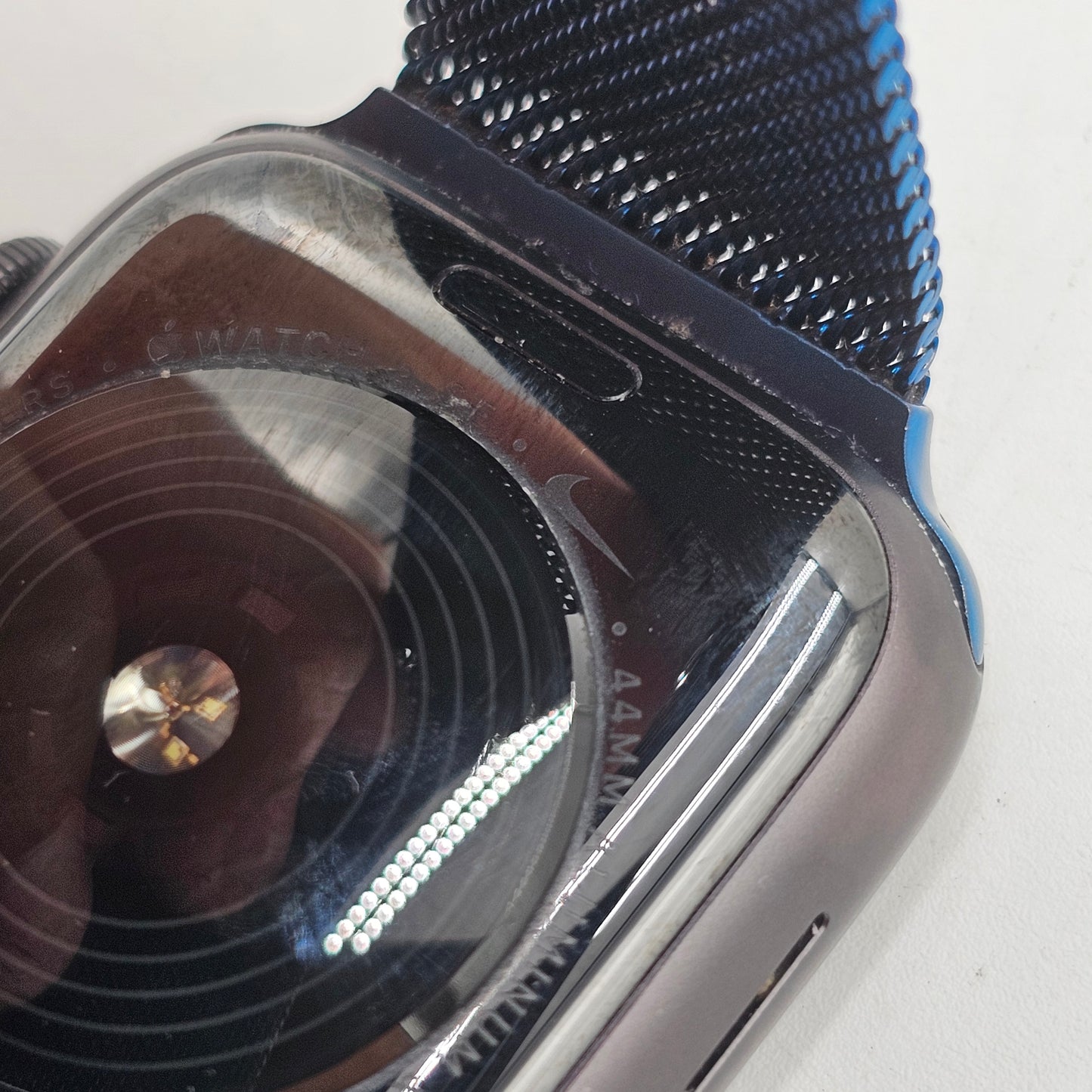 GPS Only Apple Watch Nike SE 44MM Space Gray Aluminum Midnight MYYF2LL/A