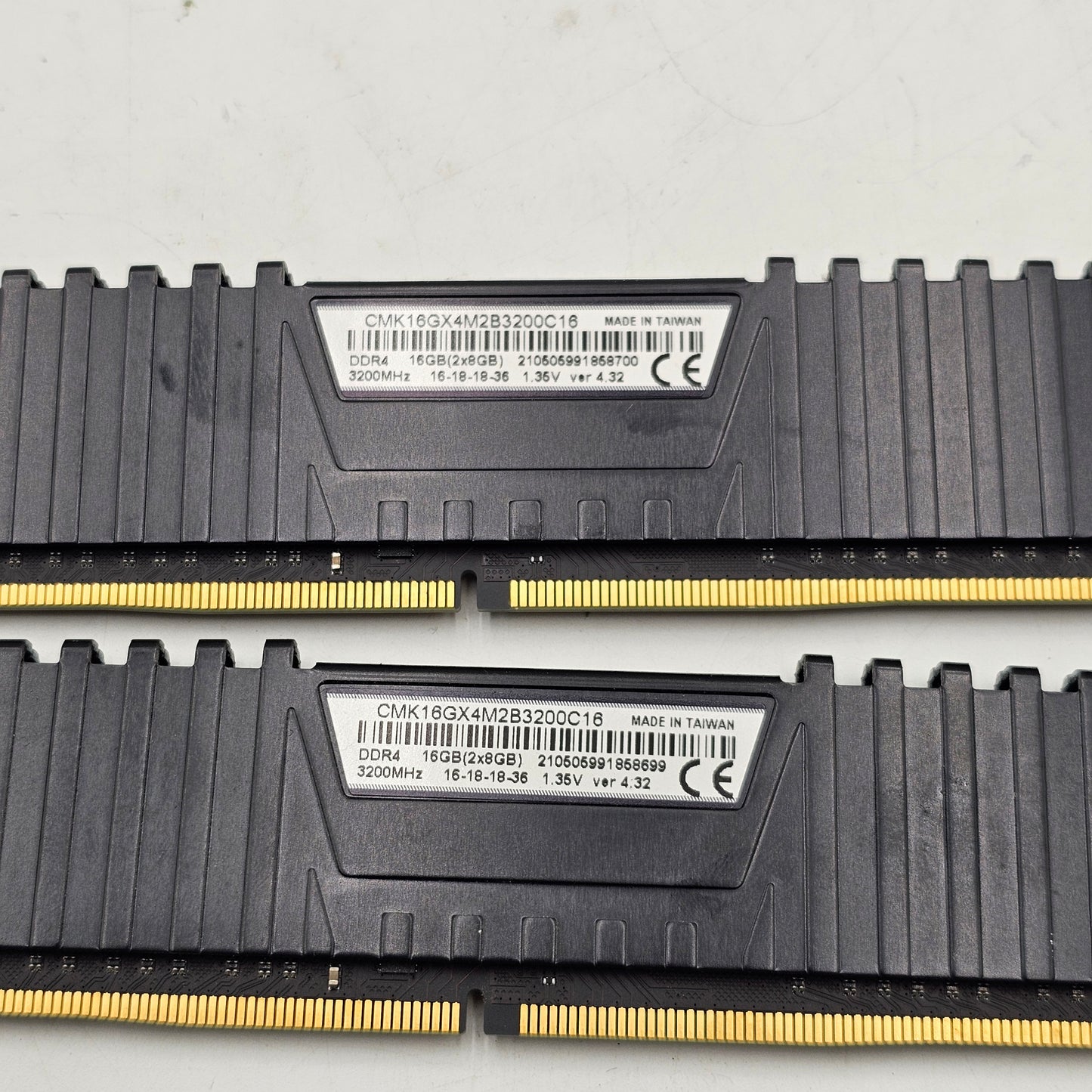 Corsair Vengeance LPX 16GB (2x8GB) RAM DDR4 3200MHz CMK16GX4M2B3200C16