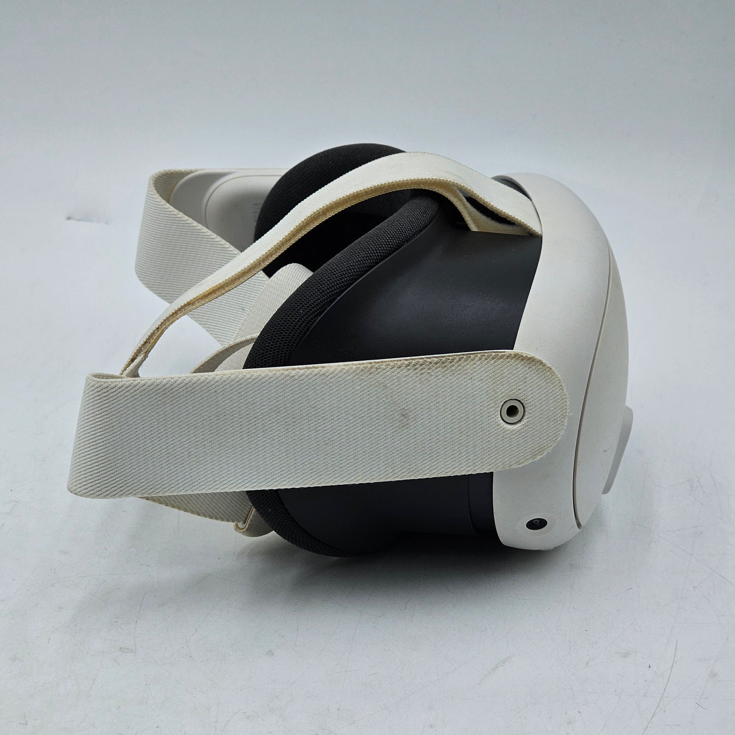 Meta Quest 3 128GB Standalone All-in-One VR Headset S3A