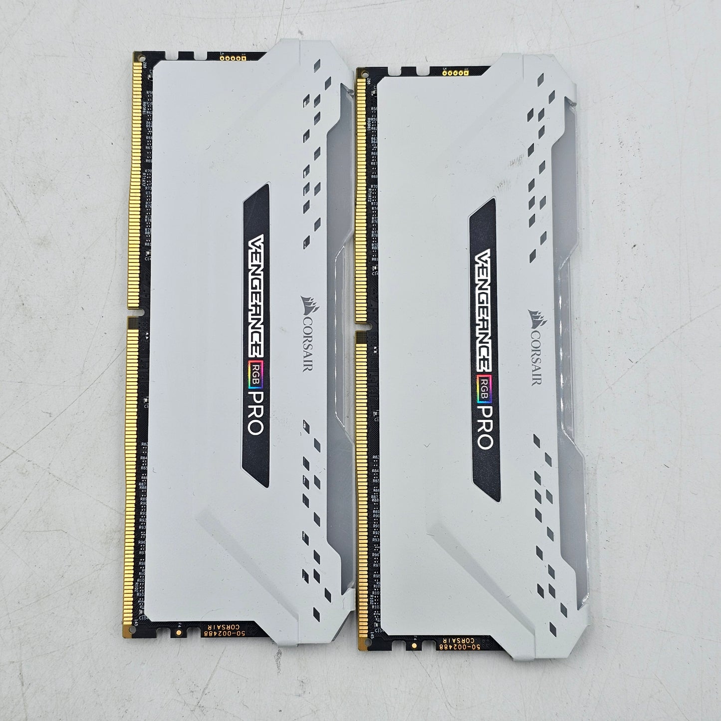 Corsair Vengeance RGB Pro RAM 32GB 2X16GB DDR4 3200MHz