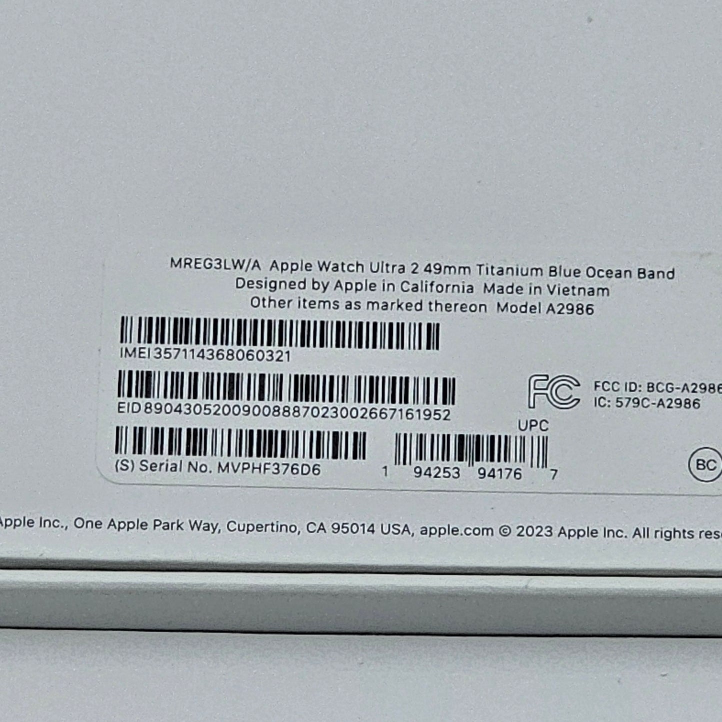 Unlocked Apple Watch Ultra 2 49MM Natural Titanium Blue Ocean Band MREG3LW/A