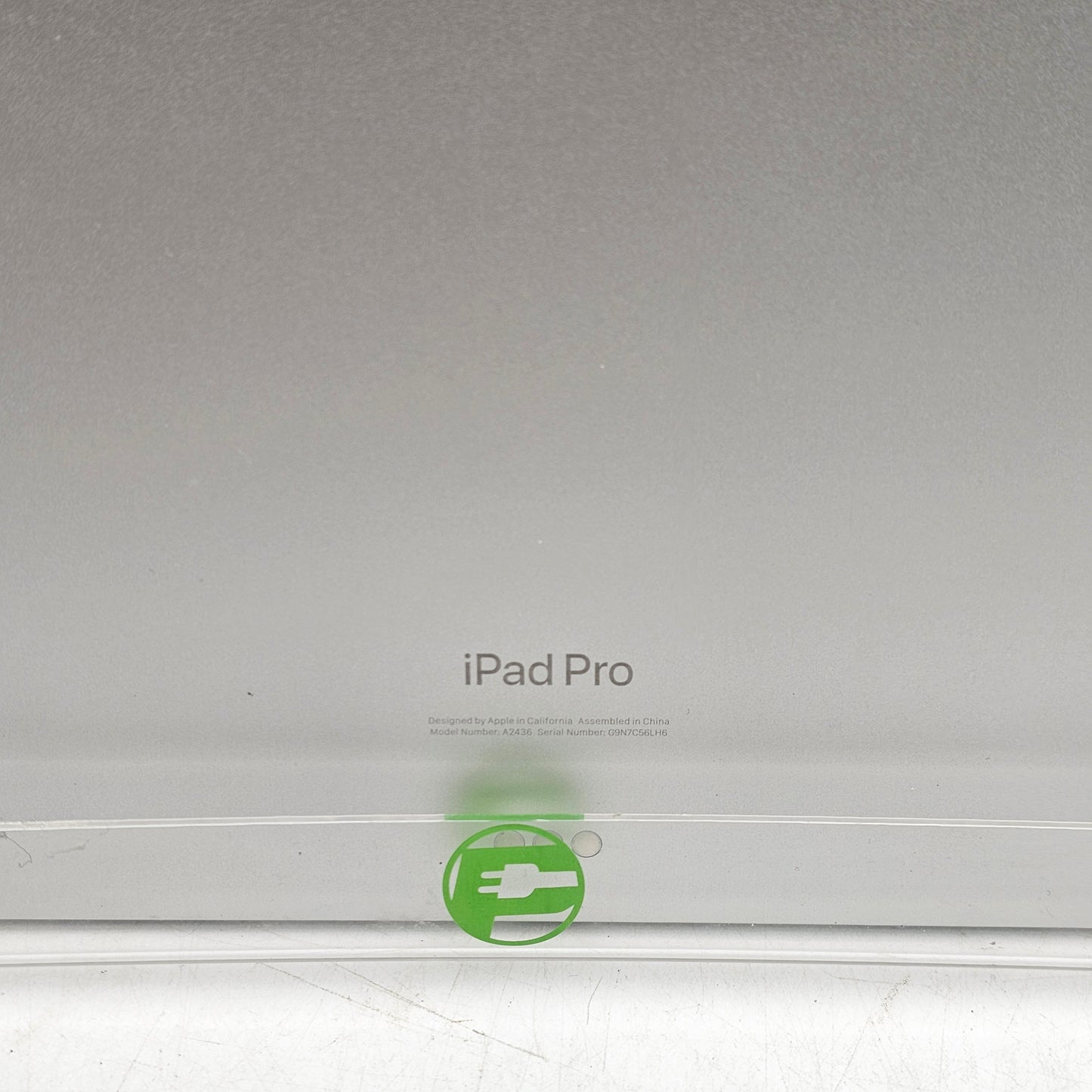 WiFi Only Apple iPad Pro 12.9" 6th Gen 256GB Silver MNXT3LL/A