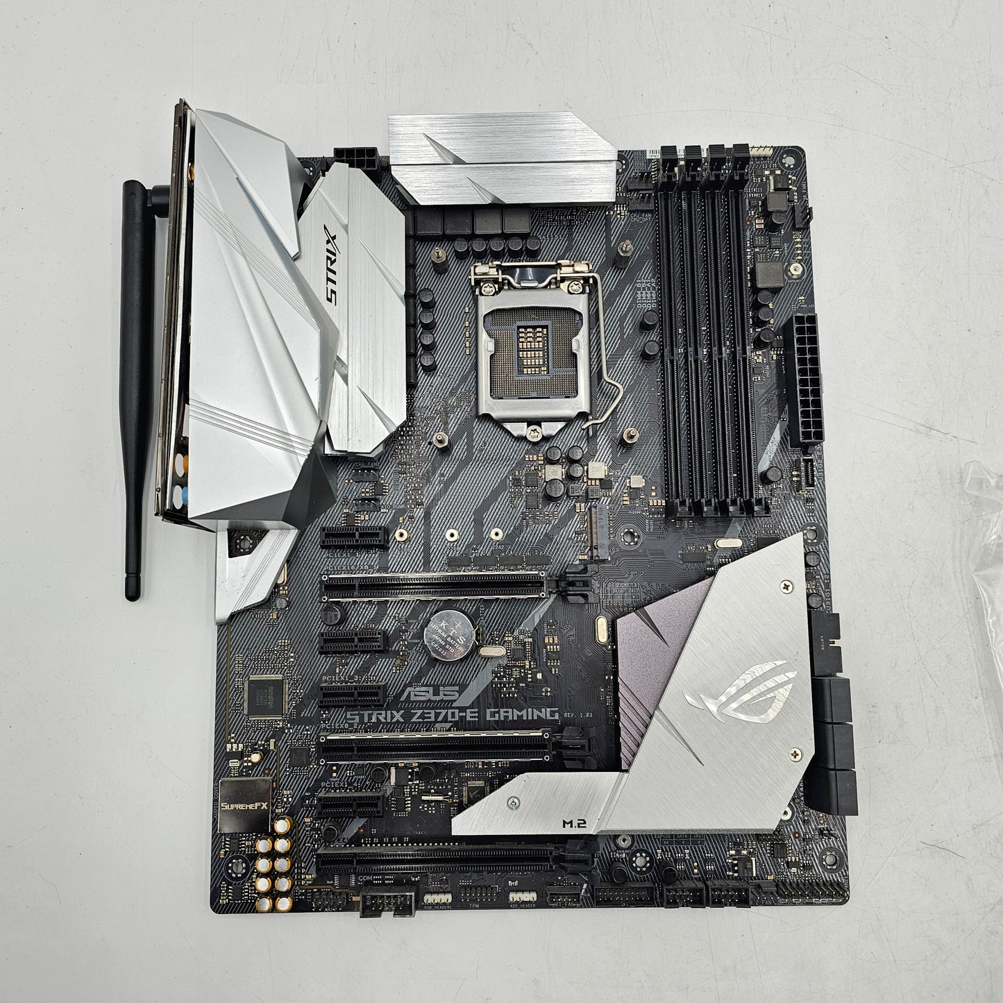 Broken Asus ROG Strix Z370-E Gaming LGA 1151 ATX Intel DDR4 Motherboard