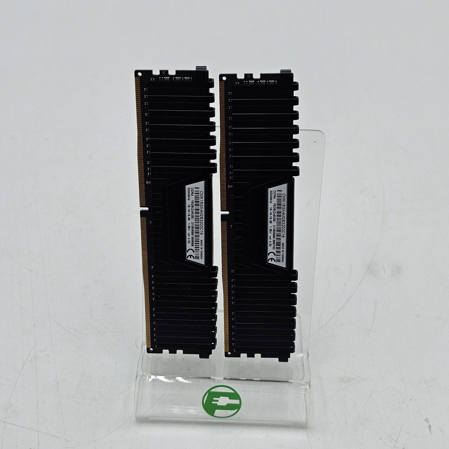 Corsair Vengeance LPX 16GB (2x8GB) RAM DDR4 3200MHz CMK16GX4M2B3200C16