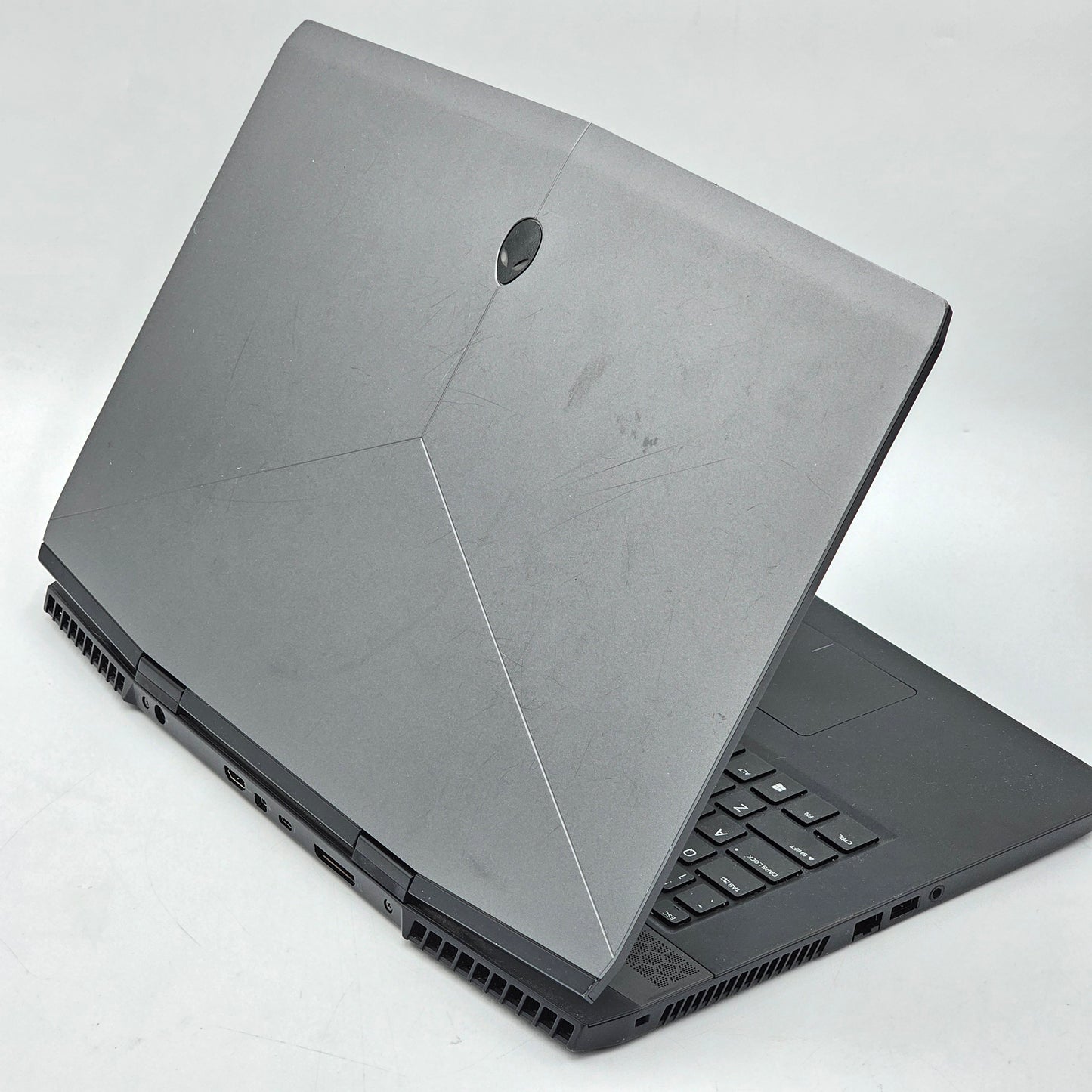 Alienware M17 17.3" i7-8750H 2.2GHz 16GB RAM 512GB SSD GeForce RTX 2070 Max-Q