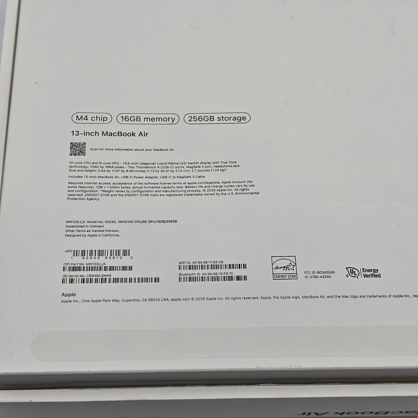 2025 Apple MacBook Air 13" M4 8C GPU 4.5GHz 16GB RAM 256GB SSD A3240