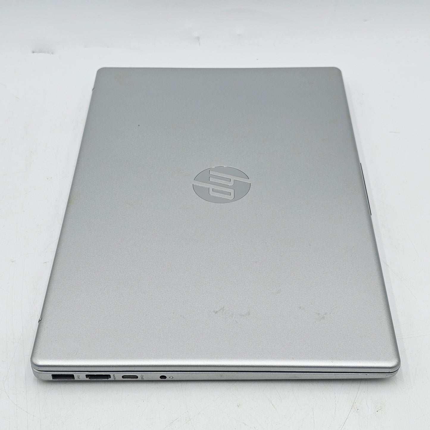 HP Laptop 14-EM0157NR 14" Ryzen 3 7320U 2.4GHz 8GB RAM 256GB SSD