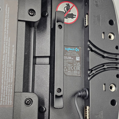 Logitech G923 Racing Wheel and Pedals 841-000060