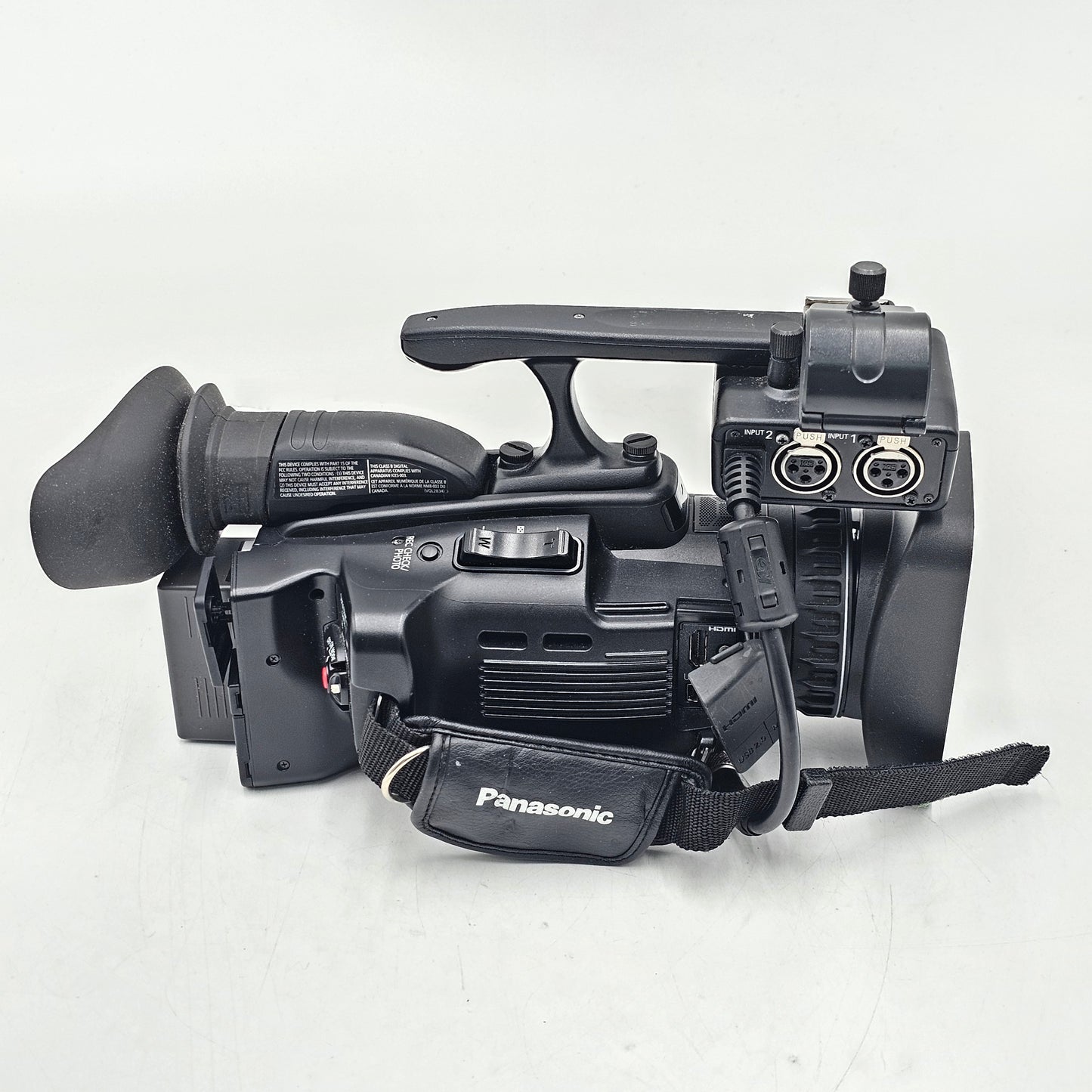 Panasonic 3MOS HD Camcorder AG-HMC40P