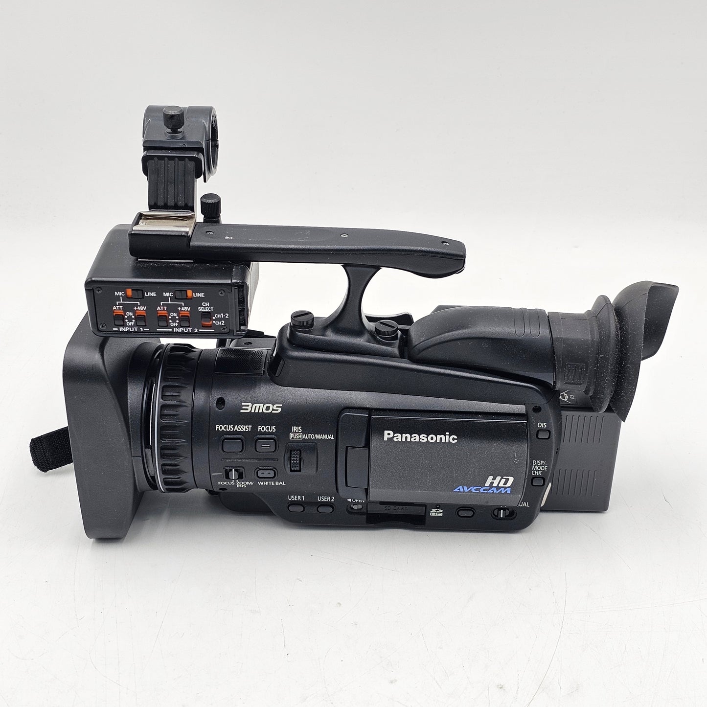 Panasonic 3MOS HD Camcorder AG-HMC40P