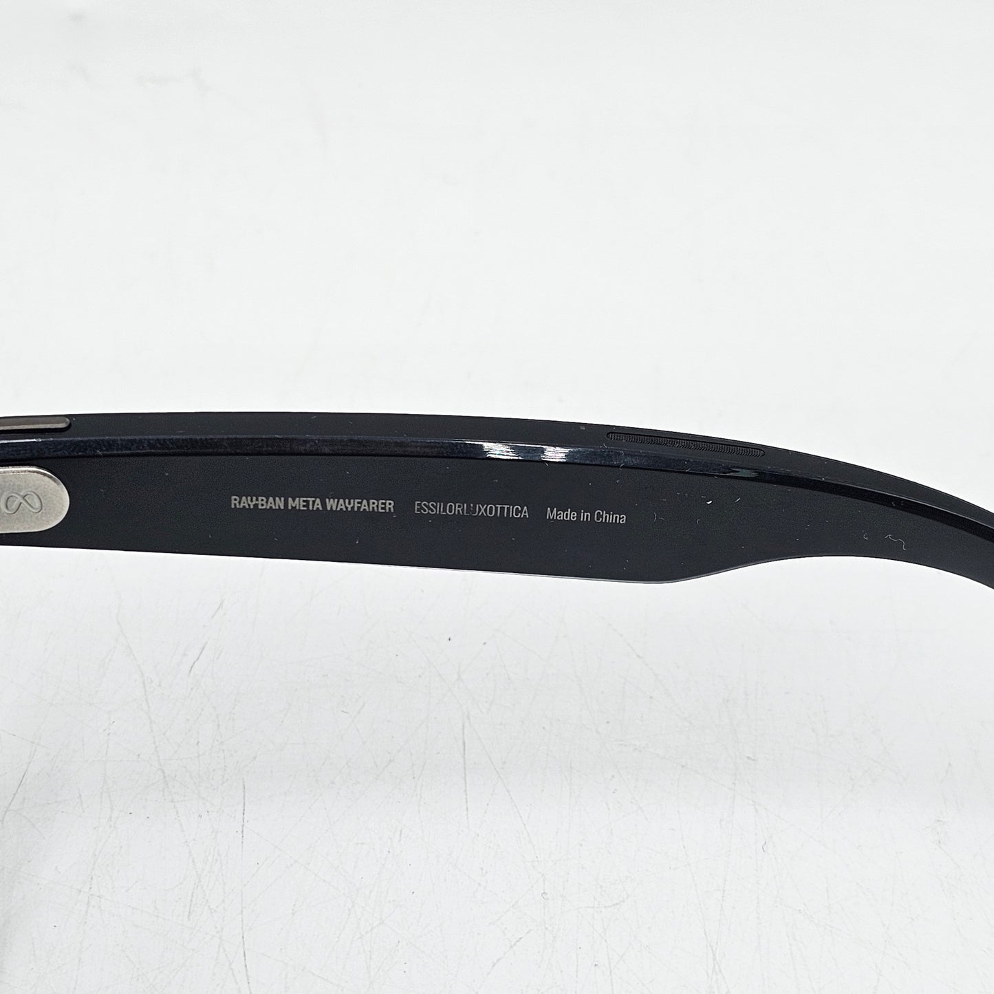Ray-Ban Meta Wayfarer Gen 1 Shiny Black Polarized RW4006 601/71 AI Smart Glasses