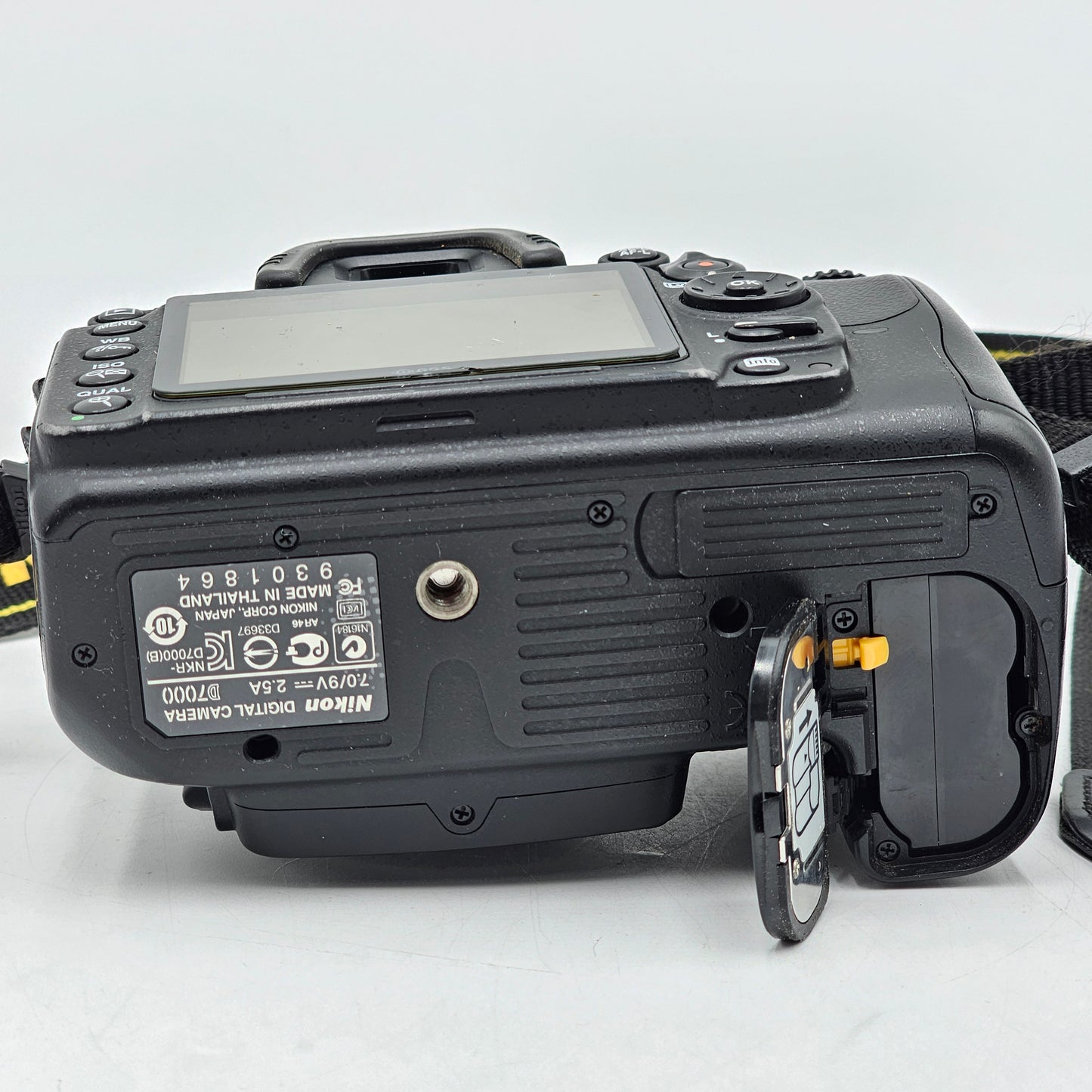 Nikon D7000 16.2MP Digital SLR DSLR Camera