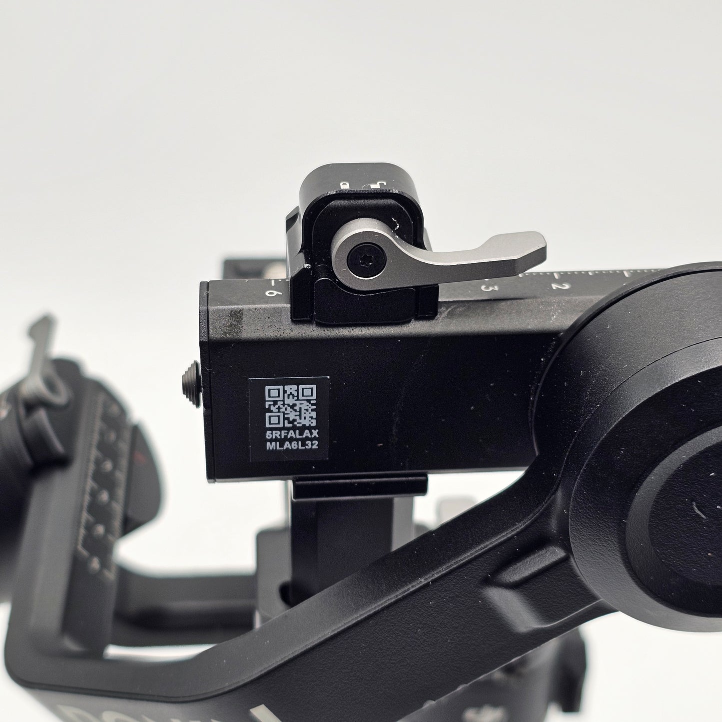 DJI RS3 Mini Camera Gimbal Stabilizer