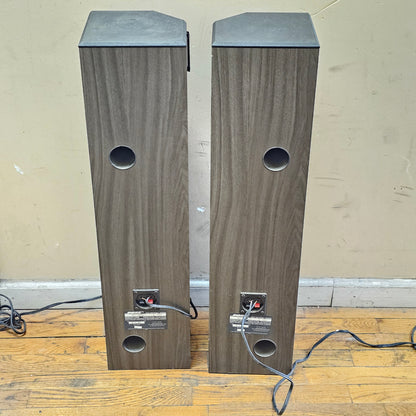 Bose 501 Series V Direct Reflecting Speakers