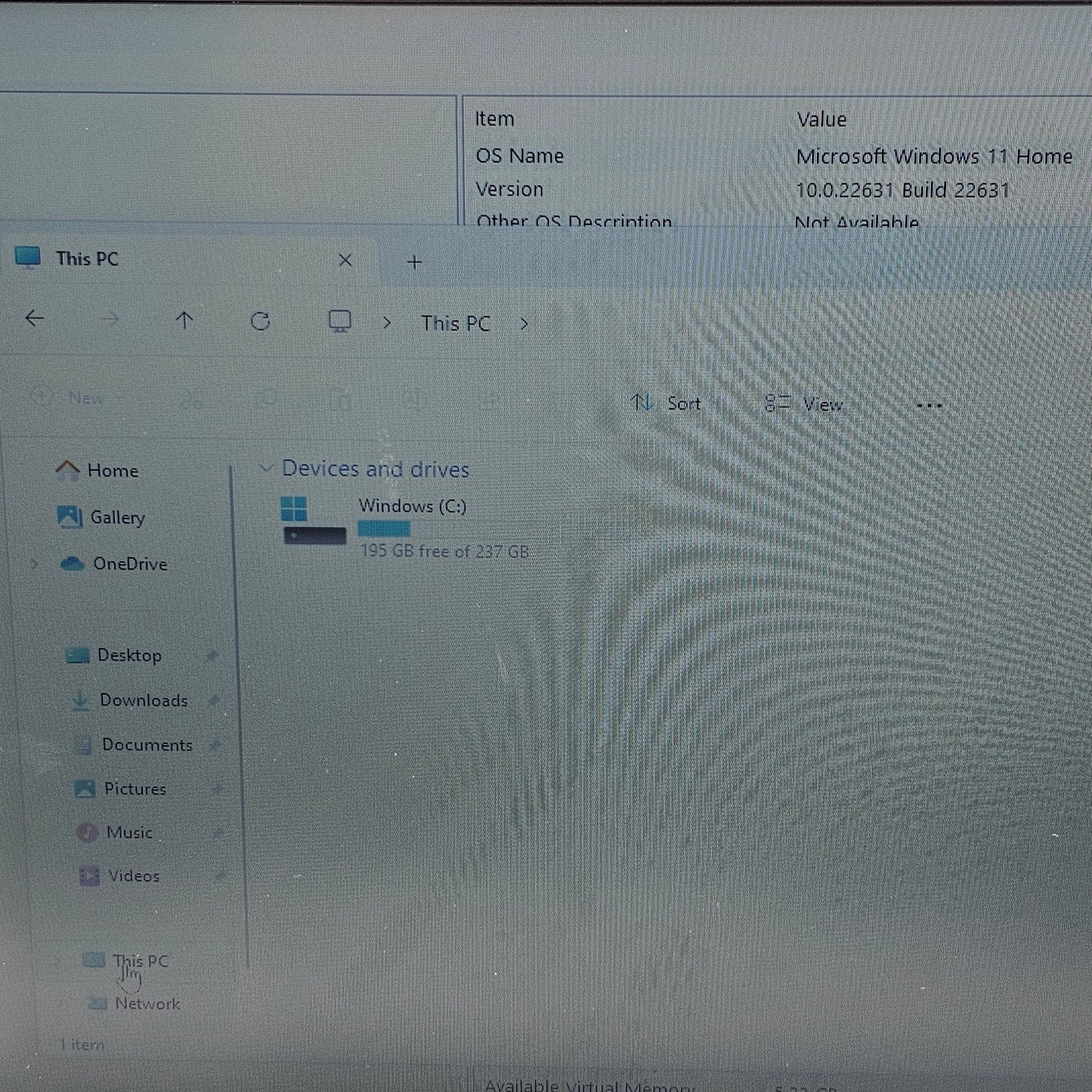 HP Laptop 17-CP2033DX 17.3" Ryzen 3 7320U 2.4GHz 8GB RAM 250GB SSD
