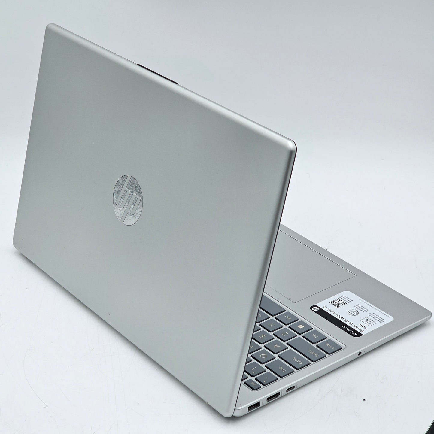 HP NoteBook 15-FD0005DX 32GB i5-1235U 1.3GHz 1TB SSD