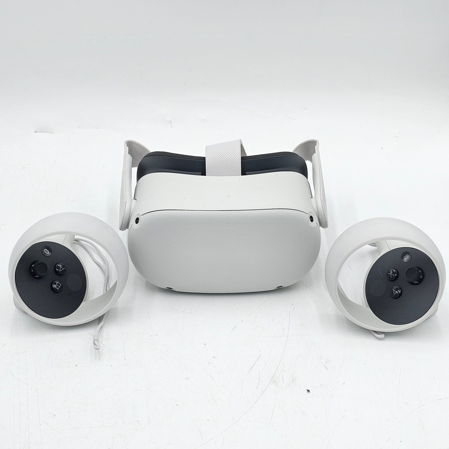 Meta Quest 2 64GB Standalone All-in-One VR Headset KW49CM