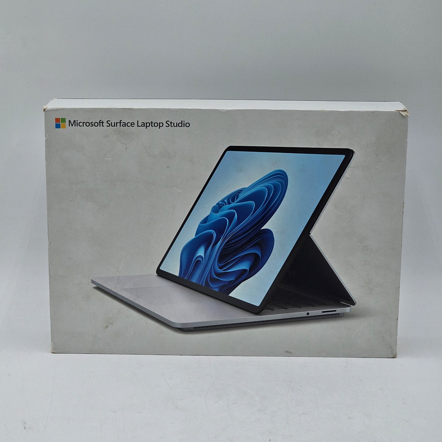 Microsoft Surface Laptop Studio 1 1964 14.4" i5-11300H 3.1GHz 16GB RAM 256GB SSD